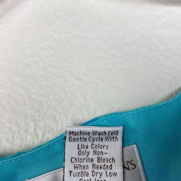 Drapers and Damons Asymmetrical Ruffle Tiered Blouse Size Petite LP Blue - Picture 6 of 7